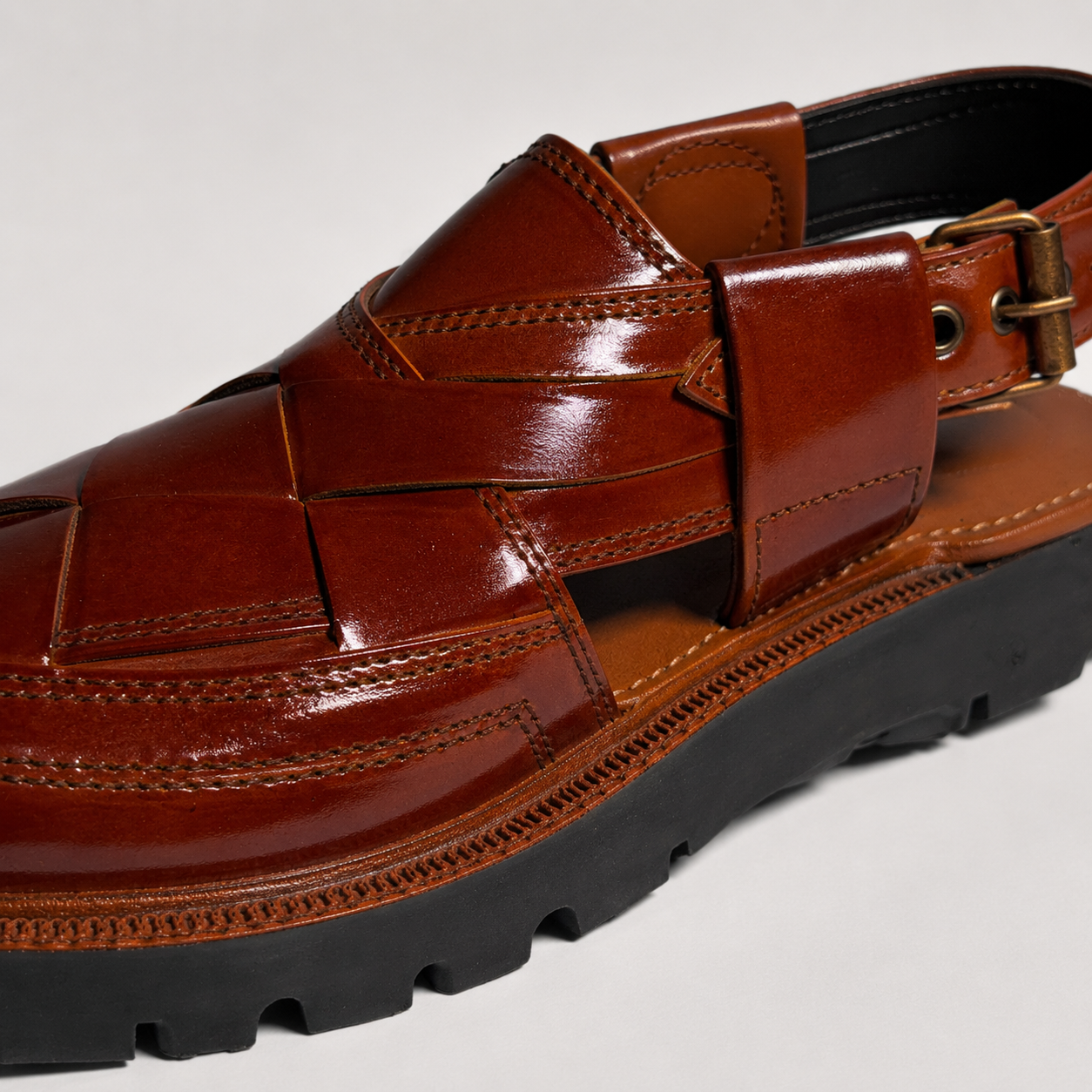 Handmade Nirozi Chappal - Men